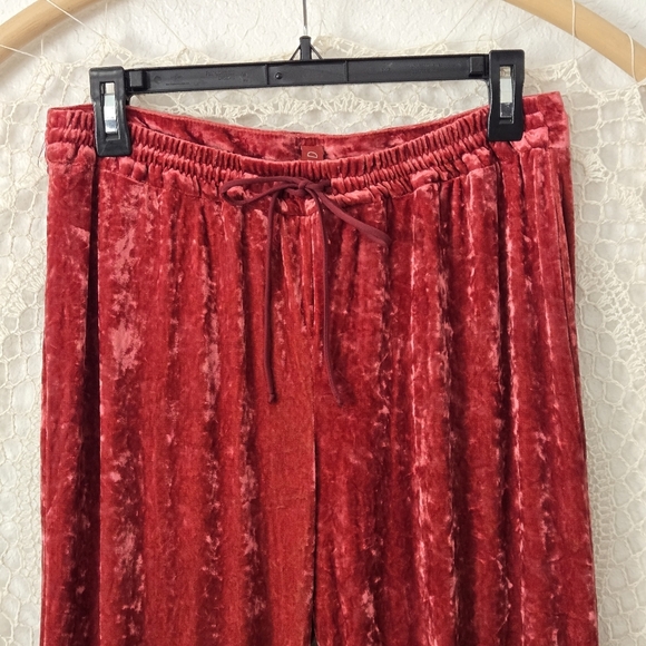 Staud Red Crush Velvet Flare Leg Pull-On Pants Size S - Picture 4 of 10